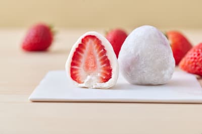 Benzaiten Meluncurkan Daifuku Stroberi Edisi Terbatas dengan Varietas Musim Panas Langka "Niji no Ka"