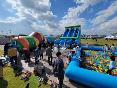 El Parque de Aventura Aérea debuta en el Parque Kokuei Sanuki Manno durante esta Golden Week
