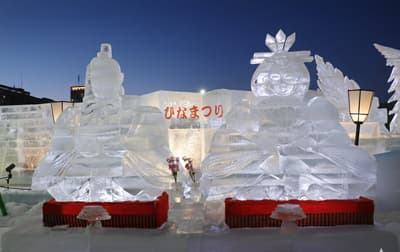 人偶冰雕亮相2026年札幌冰雪节