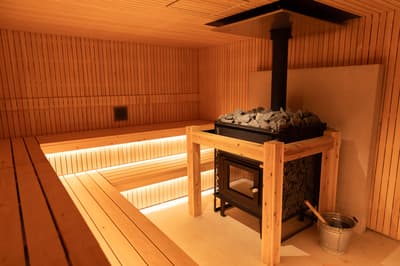 广岛首家*仓库桑拿“SAUNA WABI-SABI”将于2026年4月1日在汤来町开业