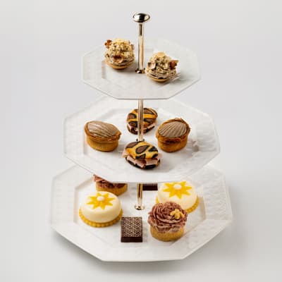 Café Dior by Anne-Sophie Pic Ginza Offers an Afternoon Tea Where Culinary Art Meets Haute Couture