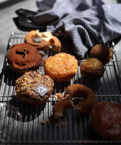 도넛 전문점 'STANDARD DONUTS', 9월 18일 에키마르쉐 오사카에 4호점 오픈 및 신메뉴 올드 패션드 도넛 출시