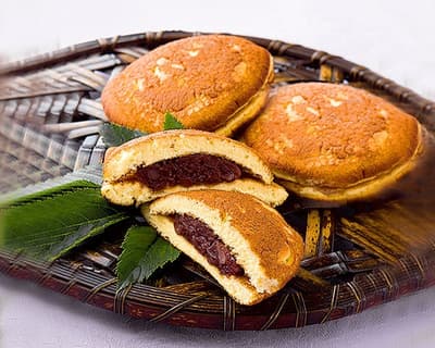 Popular Shops Gather at Matsuzakaya Ueno for Eel Bento and Summer Sweets