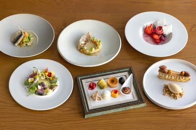 2026年3月，義式餐廳Ombra blu將在可眺望江之島的海濱飯店AO KAMAKURA開幕