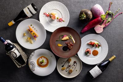 新横滨王子大饭店推出春季搭配晚餐“Le Printemps”，精选神奈川食材与世界葡萄酒