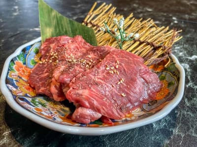 大阪梅田「烤肉吃到饱 烤肉与牛舌」推出惊爆半价活动，2月16日起1990日元畅享