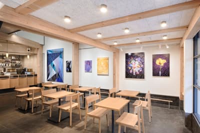 Starbucks Cafe & Art Gallery Yanaka Gotenzaka Menyelenggarakan Pameran Baru "ArtSticker SELECTION" Mulai 3 Juli