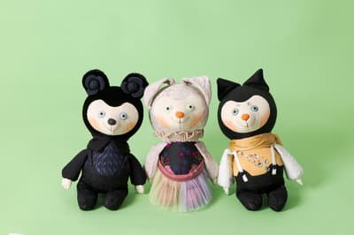 Tokyo Soiree y la escultora Sayaka Imai transforman ropa formal desechada en peluches únicos
