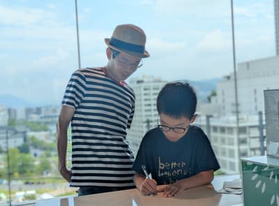 Orizuru Tower Marks 81 Years Since the Atomic Bombing with a Summer of Wishes for Peace