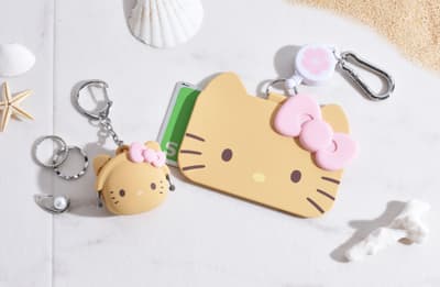 Hello Kitty“晒伤妆”风格硅胶周边系列迎来迷你零钱包与证件套
