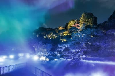 東京椿山莊大飯店推出「森林極光與東京雲海」冬季花園體驗，靈感來自嚕嚕米