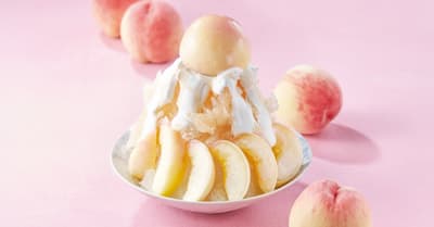 Kajitsuya Cafe Offers Limited-Quantity White Peach and Mango Desserts This Summer