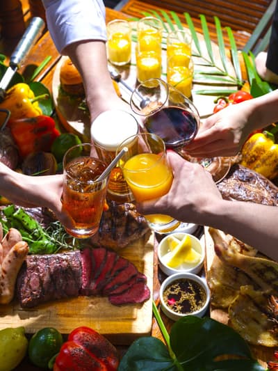 하얏트 리젠시 교토의 '카페 33', 여름 야외 BBQ 및 주말 슈하스코 서비스 선보여