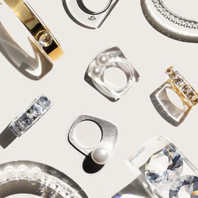 La marca de joyería "JUTIQU" abre una tienda temporal en los grandes almacenes Hankyu Umeda, basada en el concepto de "escultura para llevar puesta"