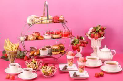 Strawberry Afternoon Tea di Ketinggian 100 Meter Dibuka di Hotel New Otani Makuhari