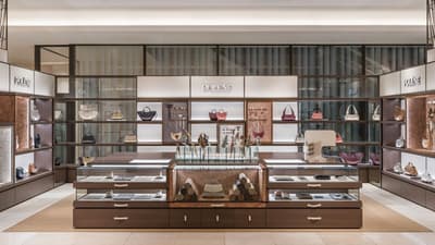 Polène Opens Its First Kansai Location at Hankyu Umeda Main Store