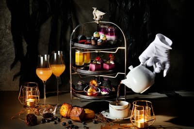 JW Marriott Nara sirve un té de la tarde de otoño de Halloween en negro, morado y naranja