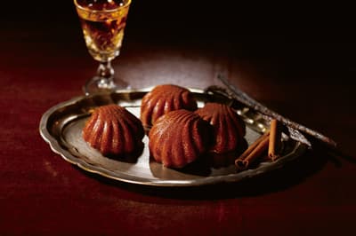 GENDY Ginza Launches The Premium Bitter Caramel Madeleine — A New Gentleman's First-Class Treat