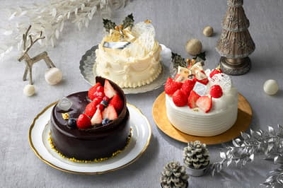 The Fujiya Hotel in Hakone Takes Christmas Menu Reservations for 2026, With Three Cakes, Roast Chicken, Stollen and Panettone