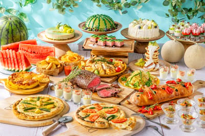 International Garden Hotel Narita presenta un bufé de verano de cocina italiana y dulces con frutas de temporada ilimitadas