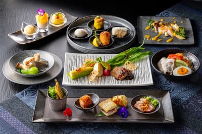 东京洲际酒店 China Shadow 餐厅推出夏季“美食剧场”菜单