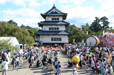 Hirosaki Castle's Historic Tower Returns to Its Original Site for the First Time in 111 Years, August 21–28
