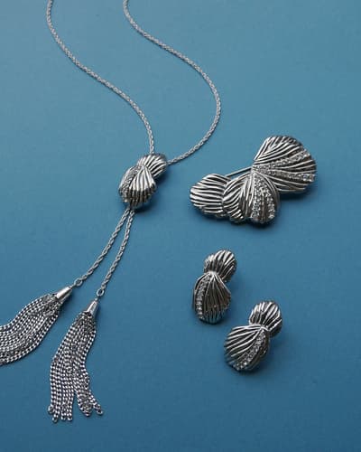 LANVIN en Bleu presenta nuevos accesorios con motivo de concha de inspiración vintage