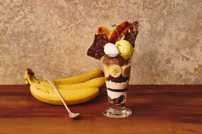El nuevo "Parfait de Plátano" del Hotel New Grand despierta los cinco sentidos en Coffee House The Café