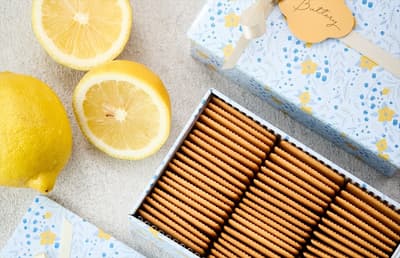Buttery Honten in Nagoya Debuts Fresh Summer Sweets from July 2 — Lemon Cookie Tin and Whole Peach Tart