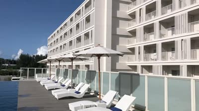 Rencana Perjalanan 2 Hari Yomitan-son dan Serakaki: Perjalanan Wanita ke Resor Mewah! Nikmati dari pantai hingga kolam renang malam!