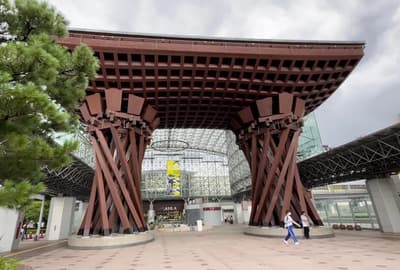 石川县金泽观光：沿着加贺百万石游览路线感受历史和优雅