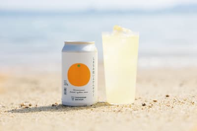 Shimanami Brewery lanza "Shimanami Cho-Iyokan Sour", un nuevo hard seltzer rebosante de cítricos Iyokan de Ehime