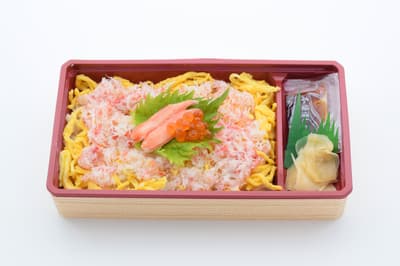 古市庵舉辦冬季螃蟹展，推出全新期間限定壽司菜單