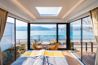Seaside Glamping Magotaro ในพื้นที่คุมาโนะของจังหวัดมิเอะ เปิดตัวโปรโมชั่นรับซัมเมอร์ปี 2026 พร้อมสิทธิ์เด็กพักฟรีและบัตรส่วนลดสระว่ายน้ำและชายหาด
