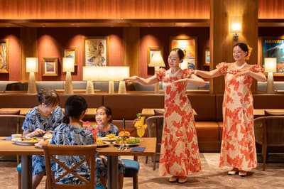 สปารีสอร์ท ฮาวายเอี้ยนส์ เปิดตัวร้านอาหารใหม่ "Onoa's Cafe & Grill" พร้อมเสิร์ฟความอร่อยเคล้าการแสดงระบำฮูลาสด