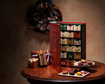 Cacaotier Gokan in Osaka Opens Reservations on October 14 for a Limited Advent Calendar of 24 Chocolates and Sweets