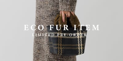 Regresan los populares accesorios de piel ecológica de Letra, dando a los bolsos mercado un aspecto acogedor para otoño/invierno