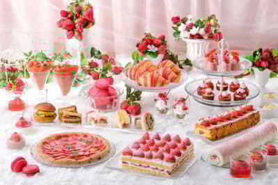 Manjakan Diri dengan Strawberry Shortcake Premium Seharga Lebih dari ¥1.500 di Prasmanan Manis Sepuasnya Ini