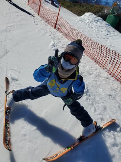 今年三月为孩子们准备的轻井泽周末滑雪之旅