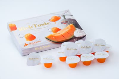 홋카이도 한정 신제품 '유바리 멜론 젤리 리치 테이스트 미니', 40년 맛의 기술을 한 입에 담다