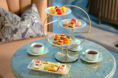 大阪華爾道夫酒店推出「草莓盛開的優雅」下午茶體驗