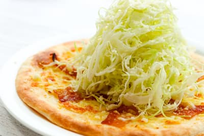 Tsumagoi Prince Hotel Debuts Pair Disc Golf and Tsumagoi Highland Cabbage Pizza Plan This Autumn