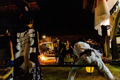 A Special Night Tour Follows Nagai's "Kurojishi" Black Lion Across Multiple Shrine Grand Festivals on August 15