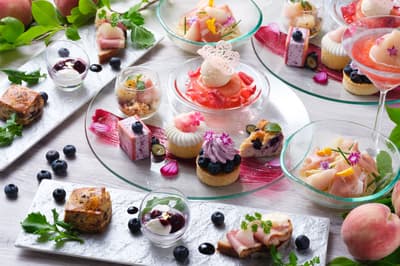 Hyatt Centric Kanazawa Serves Up a Peach & Noto Blueberry Summer Afternoon Tea