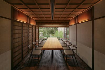 大阪历史名邸内的豆富屋 Yasumaru 开放庭园景观私人用餐区