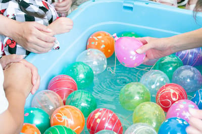 Oku-Yugawara Onsen Sansuirou organiza un nostálgico festival de verano para los huéspedes durante el Obon
