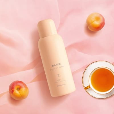 柳屋杏子油推出新款亮澤油噴霧，一噴打造光澤柔順秀髮