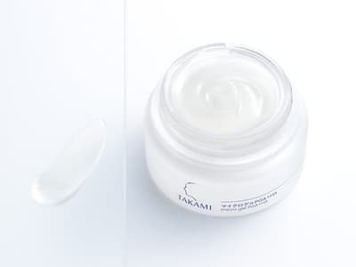 Takami推出全新微凝膠PGA+HA，針對毛孔、油光和敏感肌