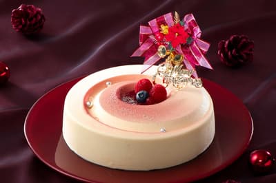 La tienda principal de Baikal en Shimogamo, Kioto, abre reservas para un pastel navideño inspirado en un jardín de rocas invernal, elaborado con higos de Joyo, Kioto