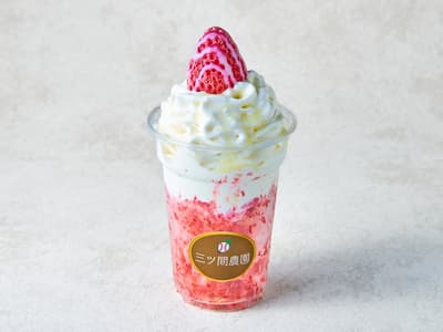 三ツ間农园在横滨高岛屋常设店推出三款全新草莓甜点